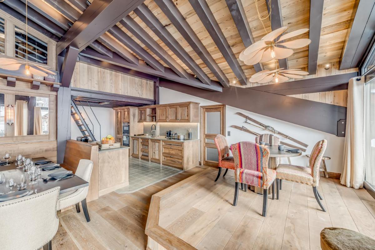Coin salon dans l'établissement Hotel & Spa Le Val d'Isère