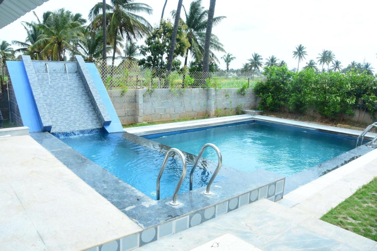 Samruddhi hills view resort - Housity