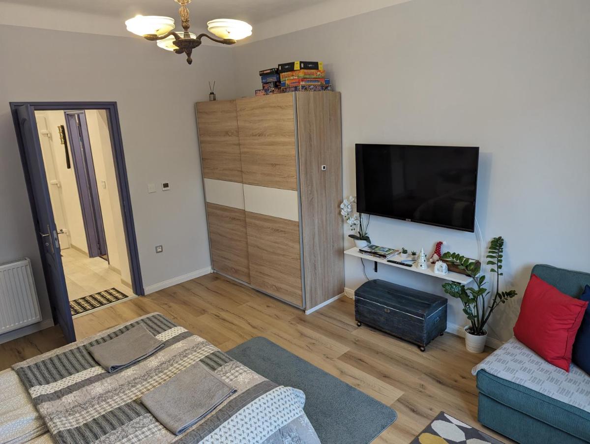 Várfal apartman - Housity