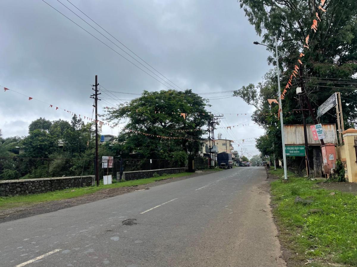 Blue Heaven- Lonavala 2 Bhk with private pool! - Housity