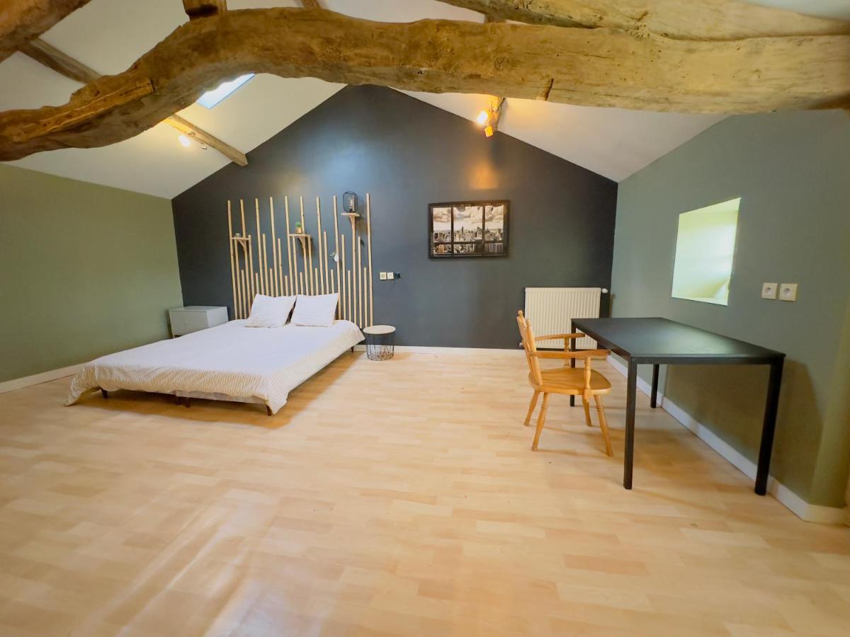 Grande Maison familiale bien équipée avec Billard - Housity