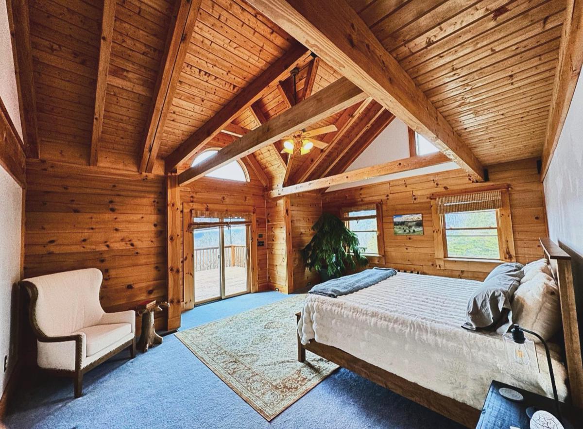 Misty Mountains Lodge - Housity