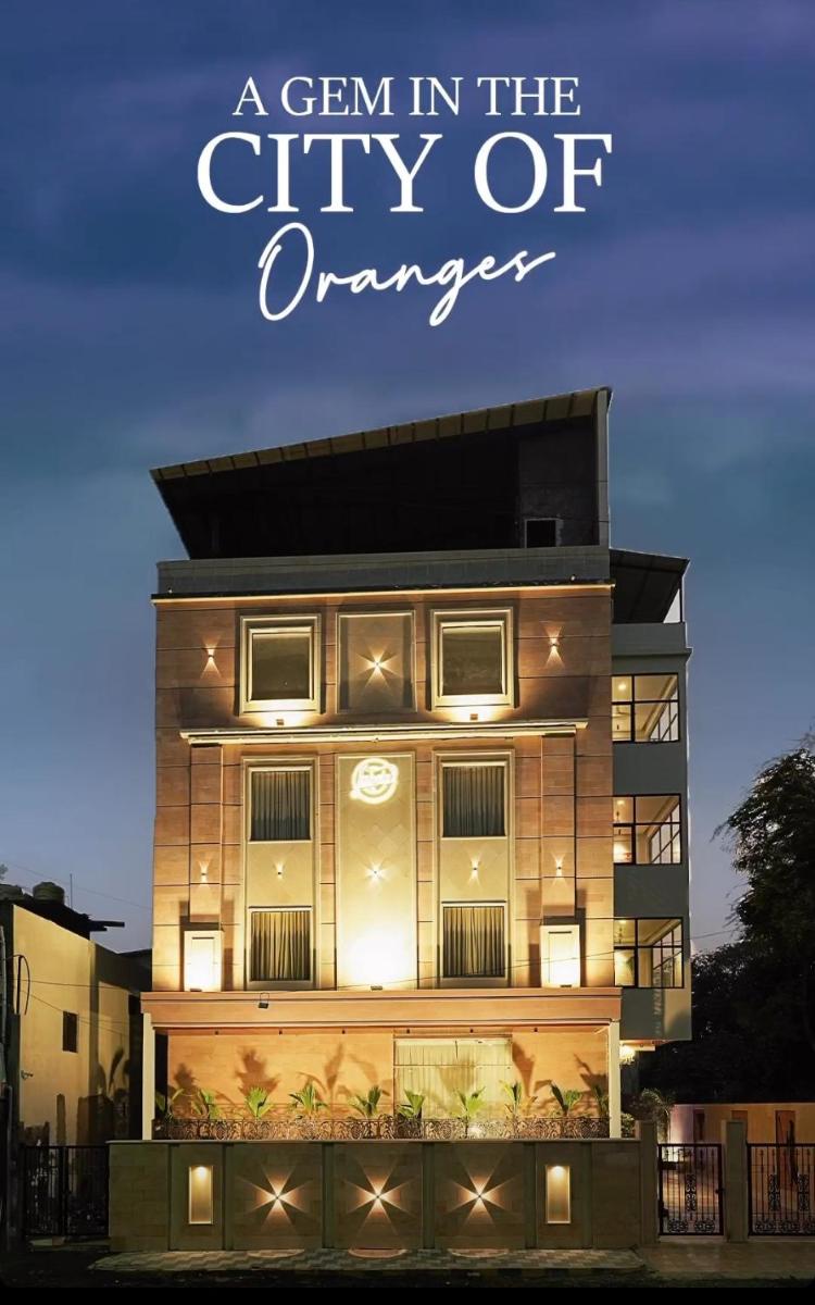 Labels Hotel - Housity