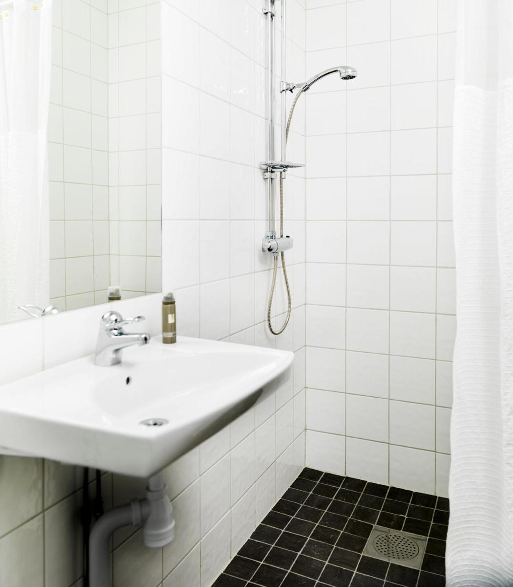 Låsta Gårdshotell - Housity