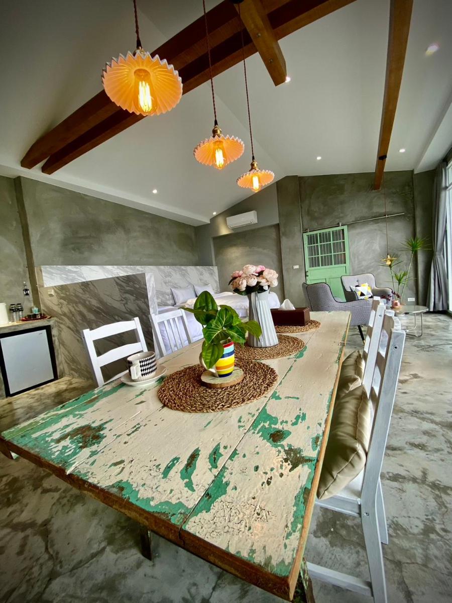 Sunny Room - Housity