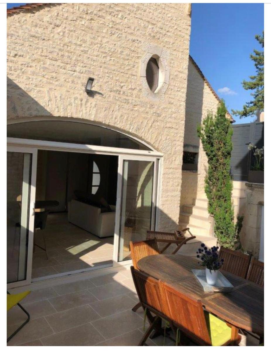 LOGIS DU FAUBOURG petite maison de charme, tranquille, calme et lumineuse - Housity