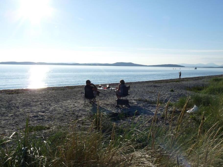 The CaraPod & HotTub - KINTYRE - Housity