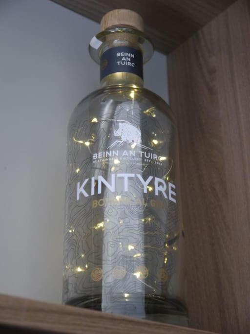 The CaraPod & HotTub - KINTYRE - Housity
