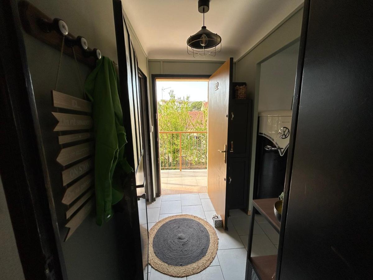 FREJUS VAR APPARTEMENT 150 m DES PLAGES - Housity