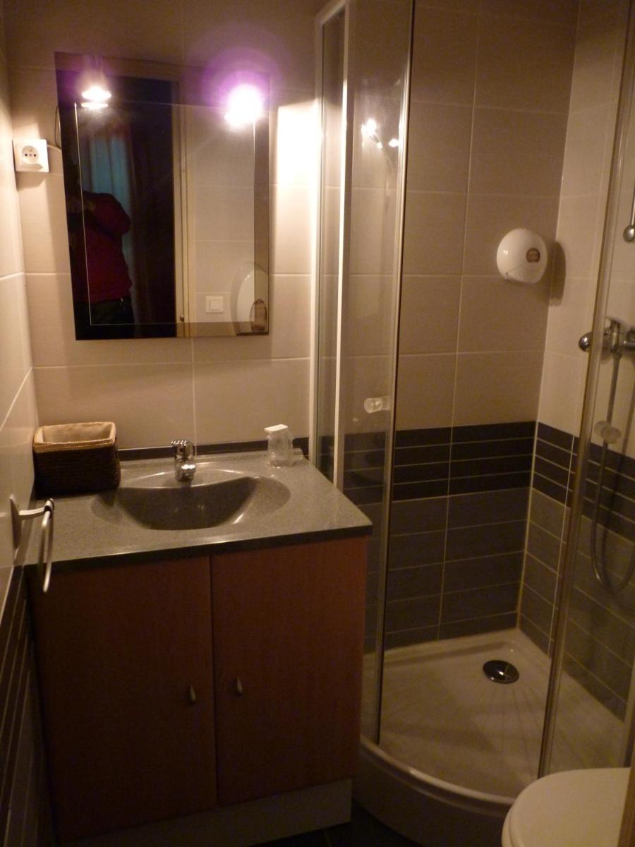 Ad Cyber-Hôtel - Housity