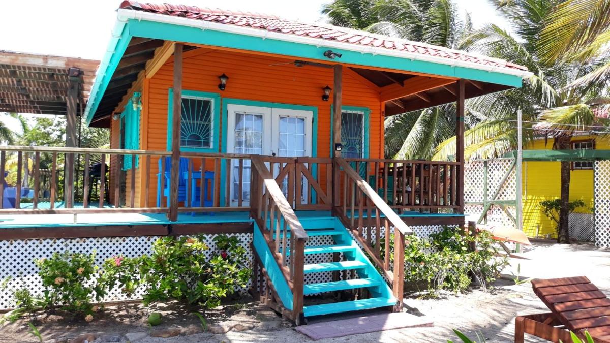Coco's Beachfront Cabanas - Housity