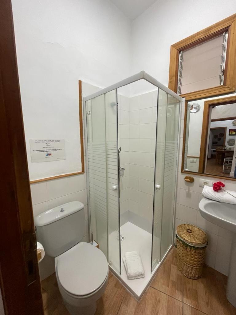 PRECIOSA CASA EMBLEMATATICA, PISCINA,WIFI - Housity