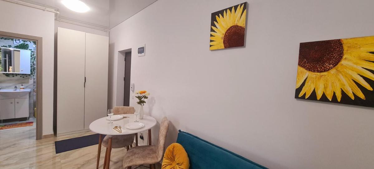Marble Studio - Housity