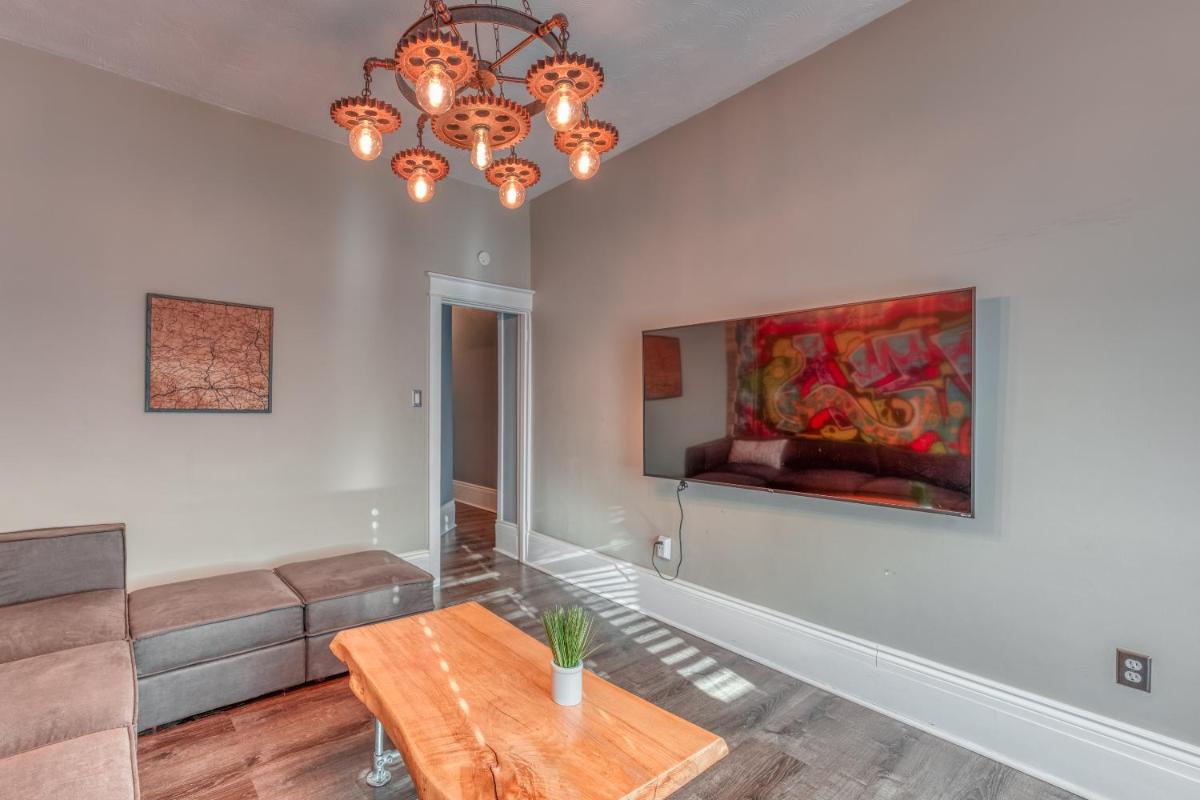 Riverfront Steampunk Stunner in Midtown Harrisburg near Hershey Attractions - Housity