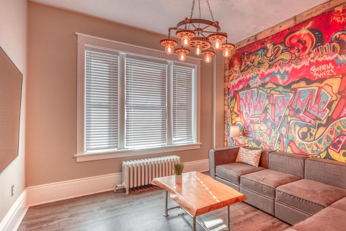 Riverfront Steampunk Stunner in Midtown Harrisburg near Hershey Attractions - Housity