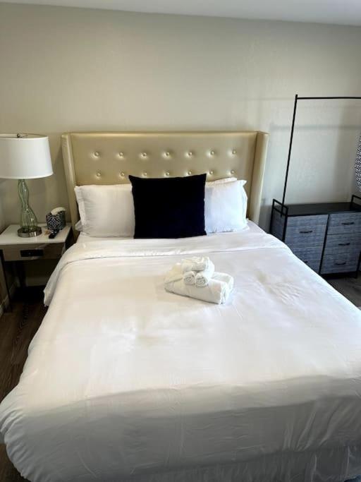 Guest House next to Little Italy - Housity