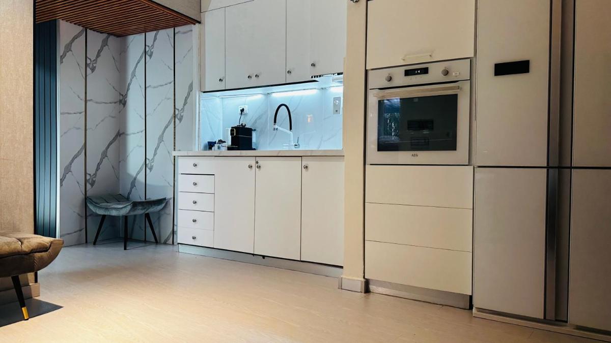 סוויטה מפוארת 800 מטר מהים קיסריה - Housity