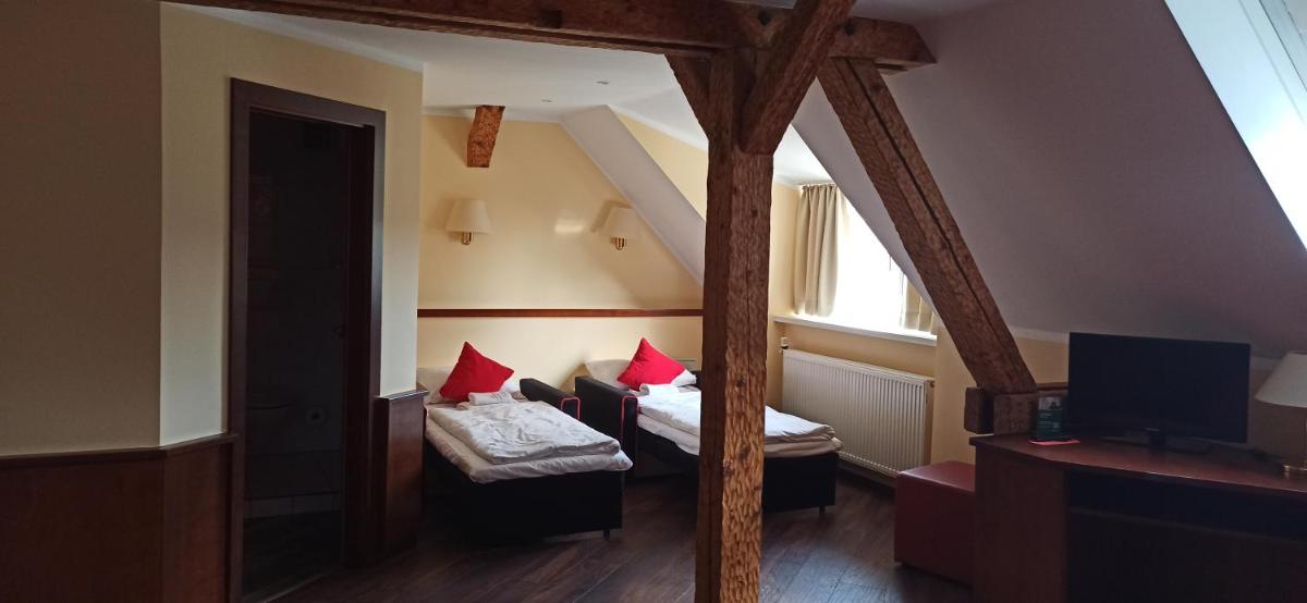 Hotel Waldblick - Housity