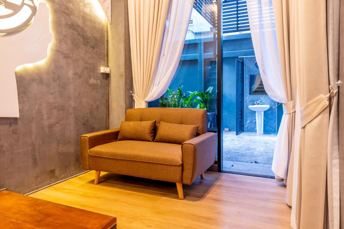 Usman Halal Home - Housity