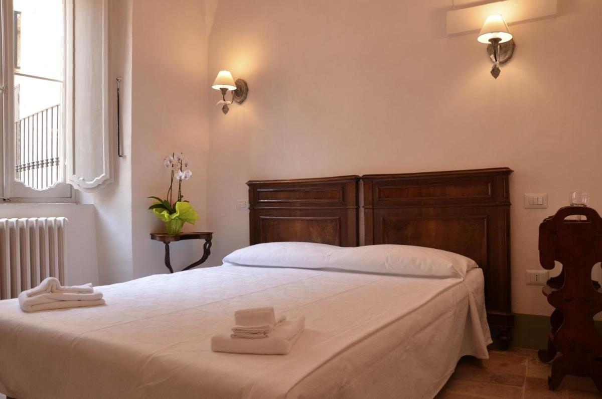 B&B Antica Biblioteca - Housity