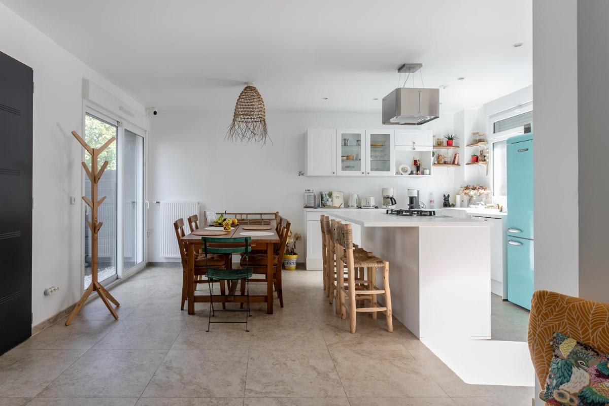 Dream of Mediterranean house, Jacuzzi, BBQ, Délices ensoleillés - Housity