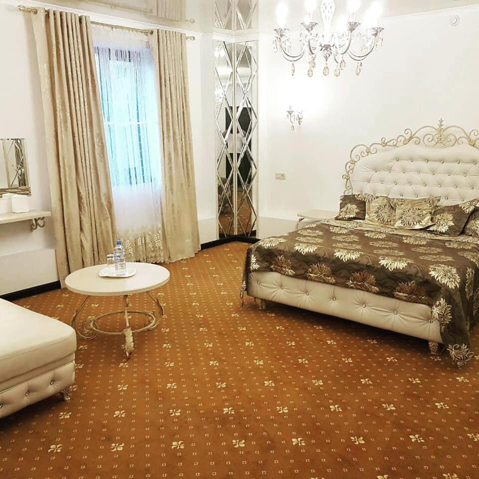 SEQUOIA boutique hotel - Housity