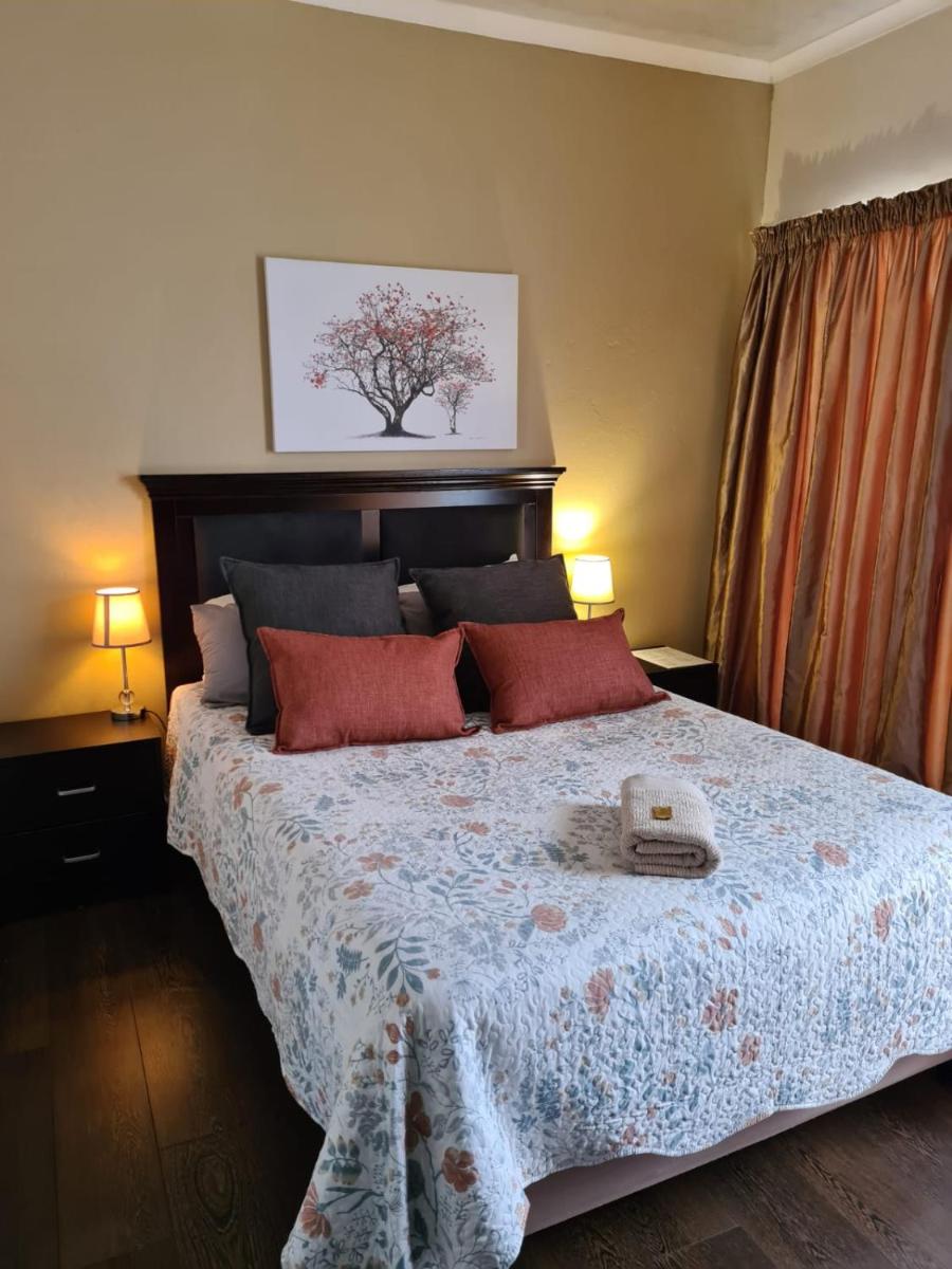 Birch Bush Bed & Breakfast and Self Catering - Housity