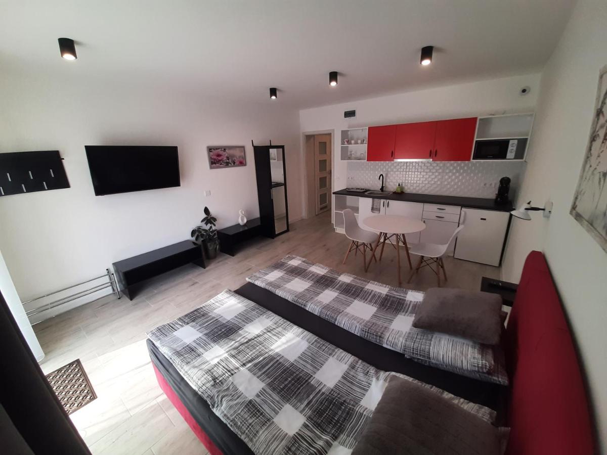 Suitetrails - Ancsi Apartmanház