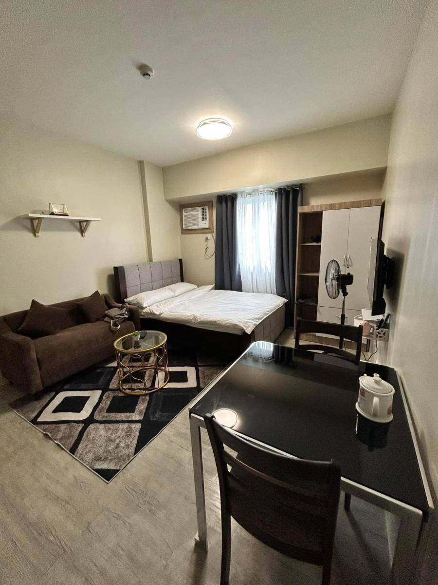 M&M's Condo Unit - Housity