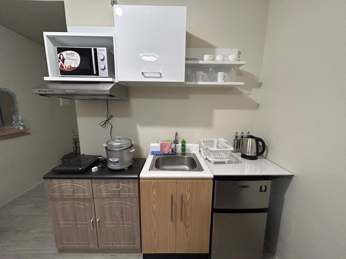 M&M's Condo Unit - Housity