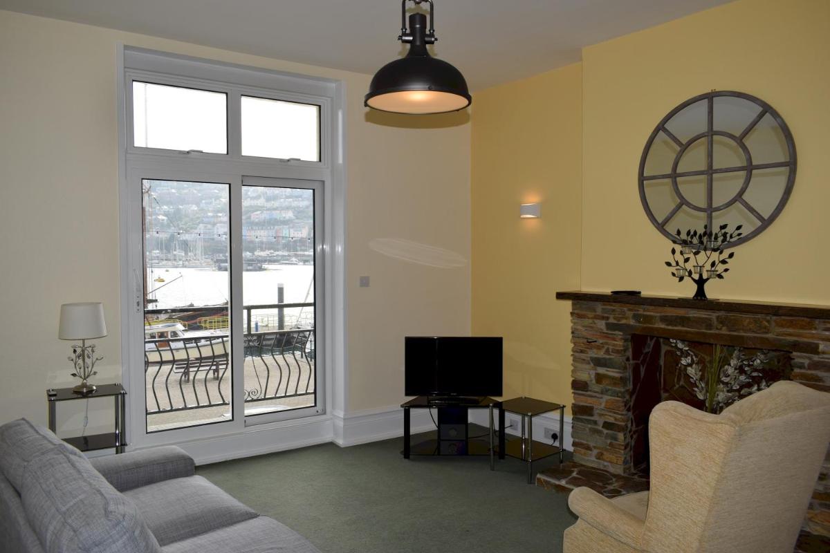 Harbourside 1 - Housity