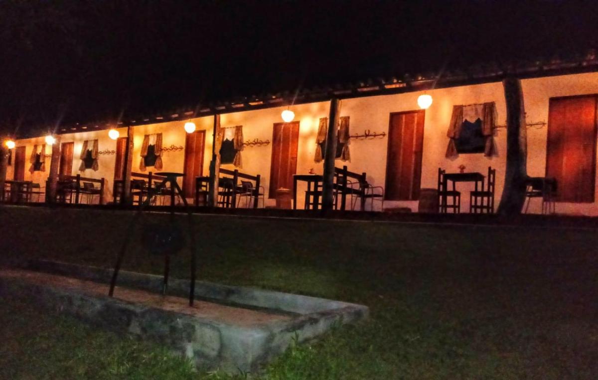 Pouso do Tropeiro - Cavalgadas Roseta - Housity