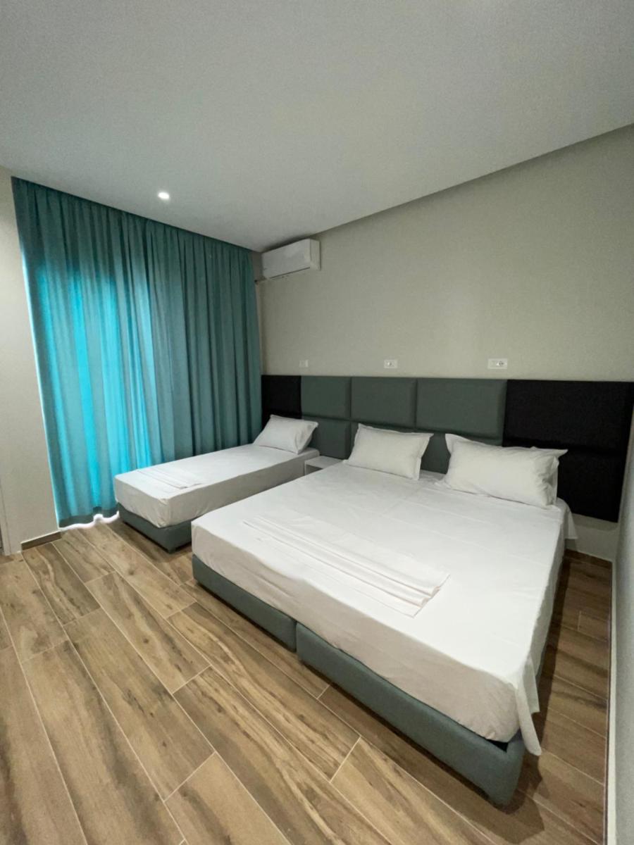 Hotel Rai - Housity