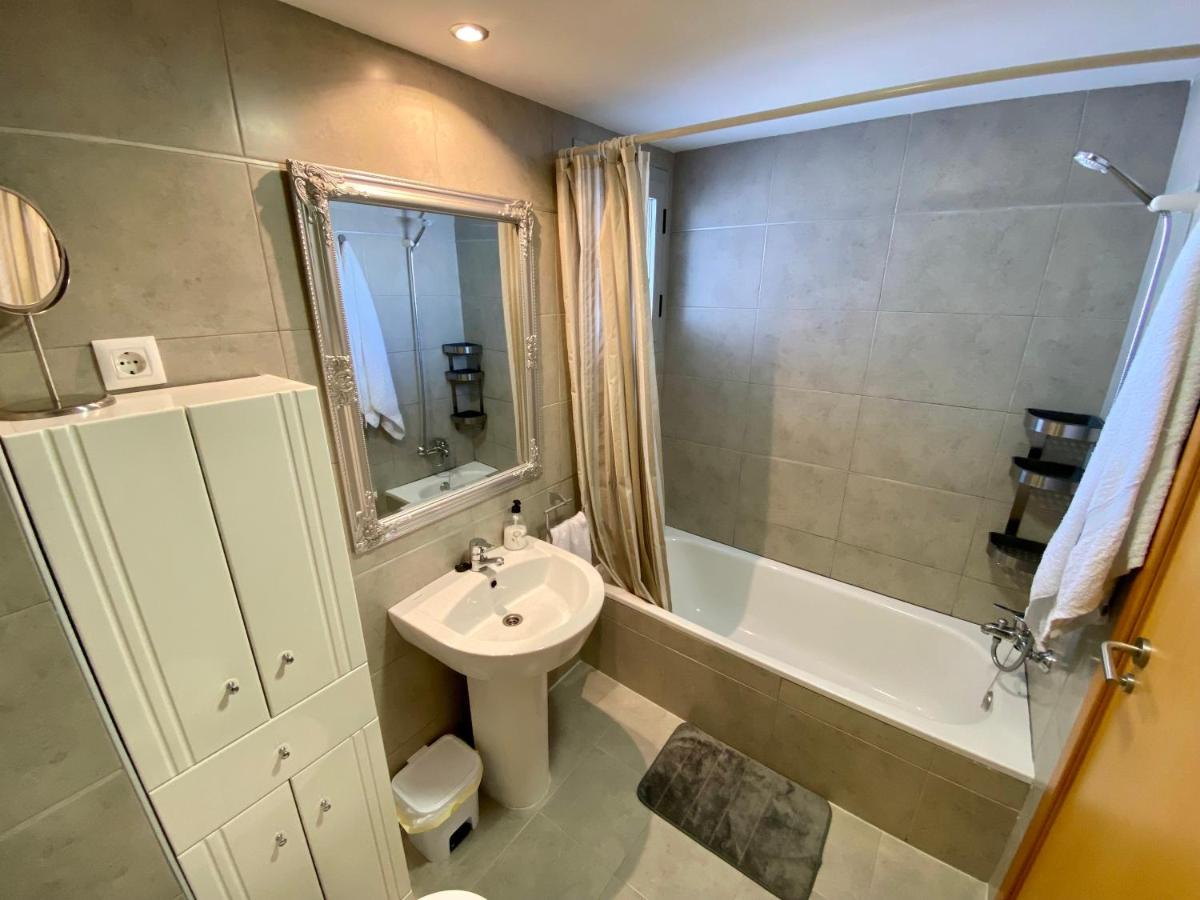 Beach Apartment La Manga - Housity