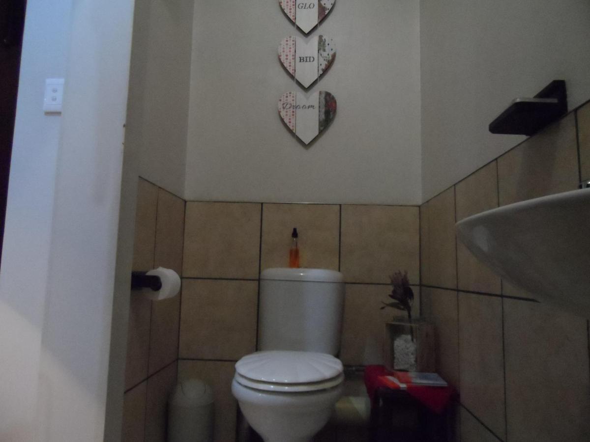 A Cherry Lane Self Catering and B&B - Housity