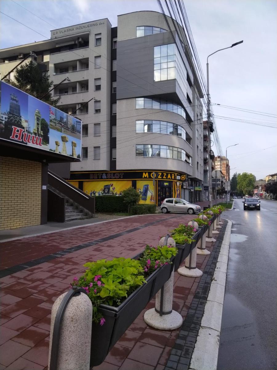 Naissa Apartment - Housity