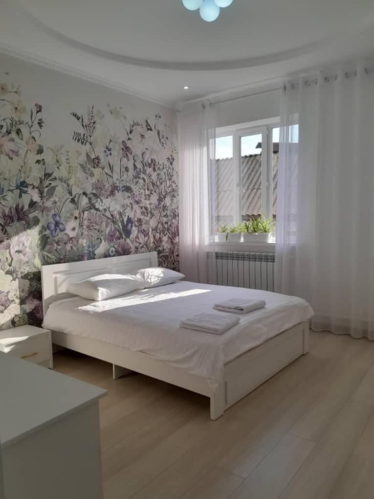 Гостиница, Ак-Буура - Housity