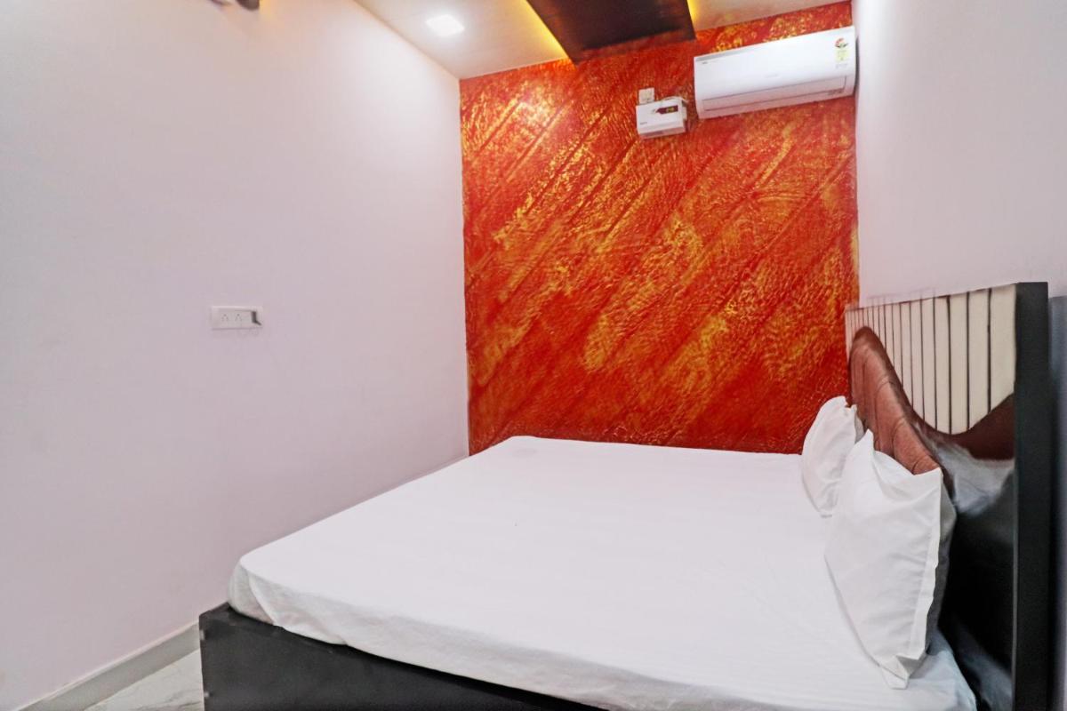 OYO Regal Hotel And Restaurant - Housity