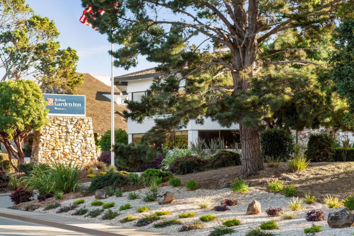 Hilton Garden Inn Monterey - Housity
