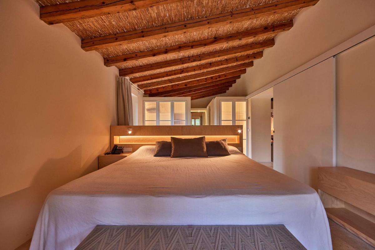 Cama o camas de una habitación en Son Penya Adults Only Petit Hotel & Spa