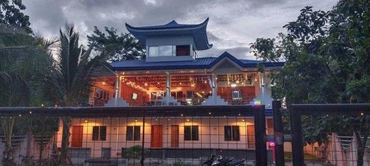 Blue Pagoda Tourist Inn - Housity