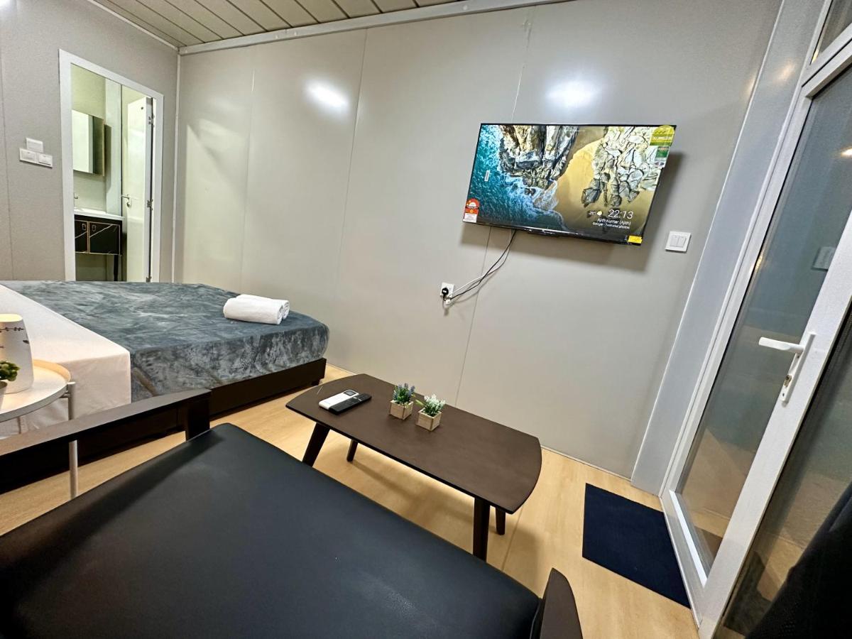 Suitetrails - H&T PJ Gasing - Cabin Studio - Netflix & Free Parking