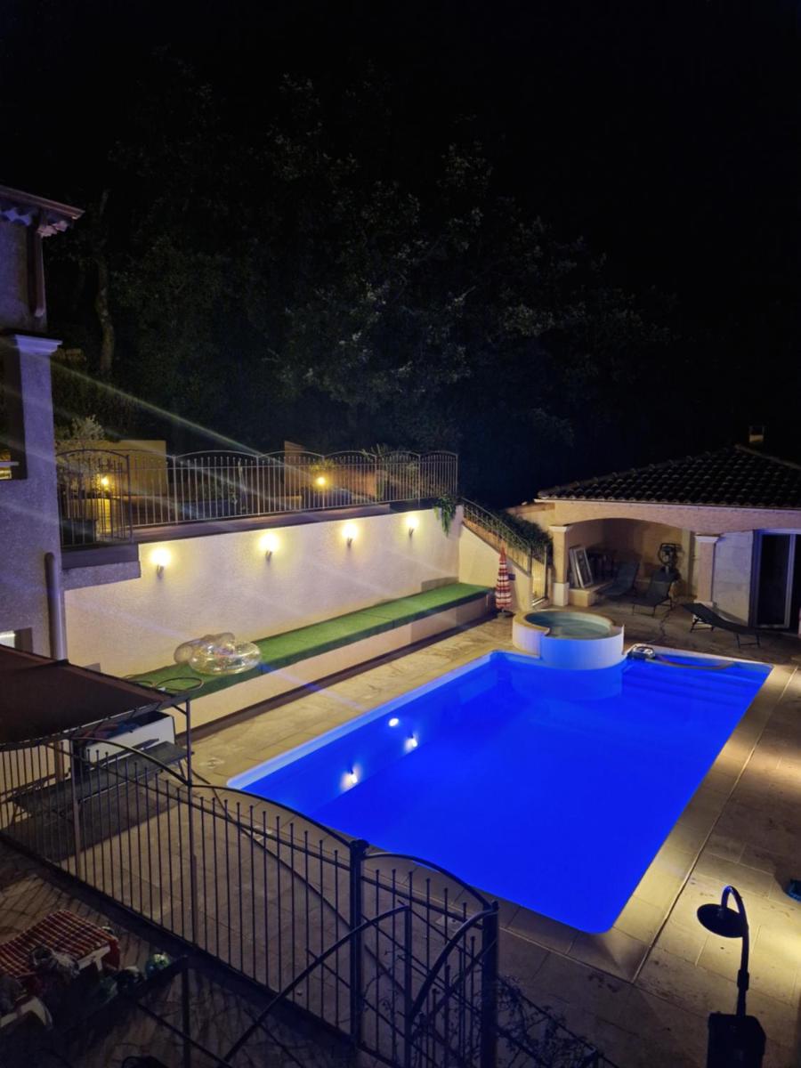 Les Restanques de Camélie - Housity