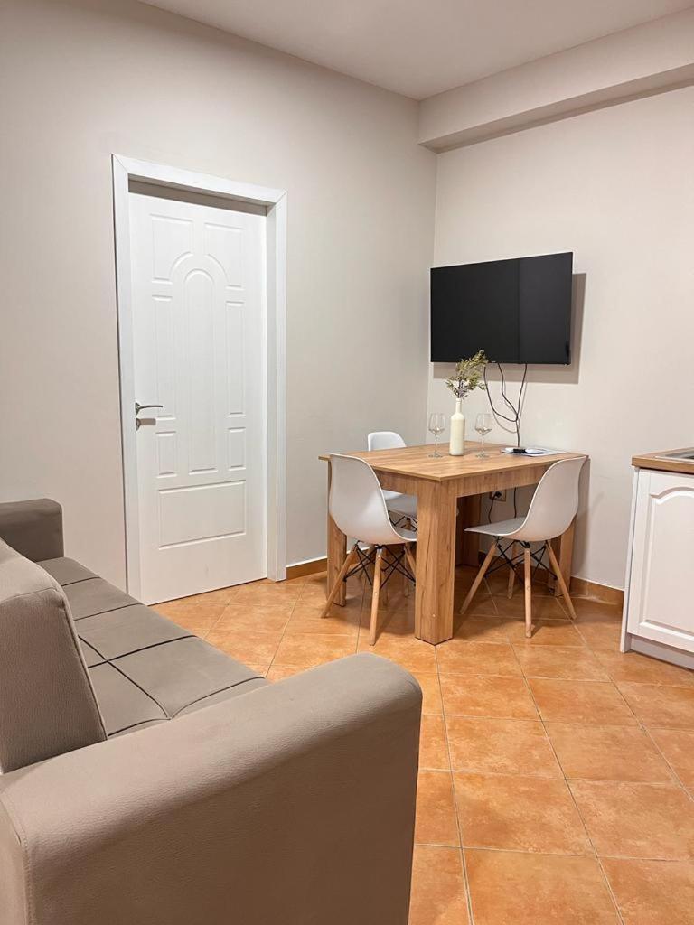 Suitetrails - Belix Hotel Apartments, Near the Beach
