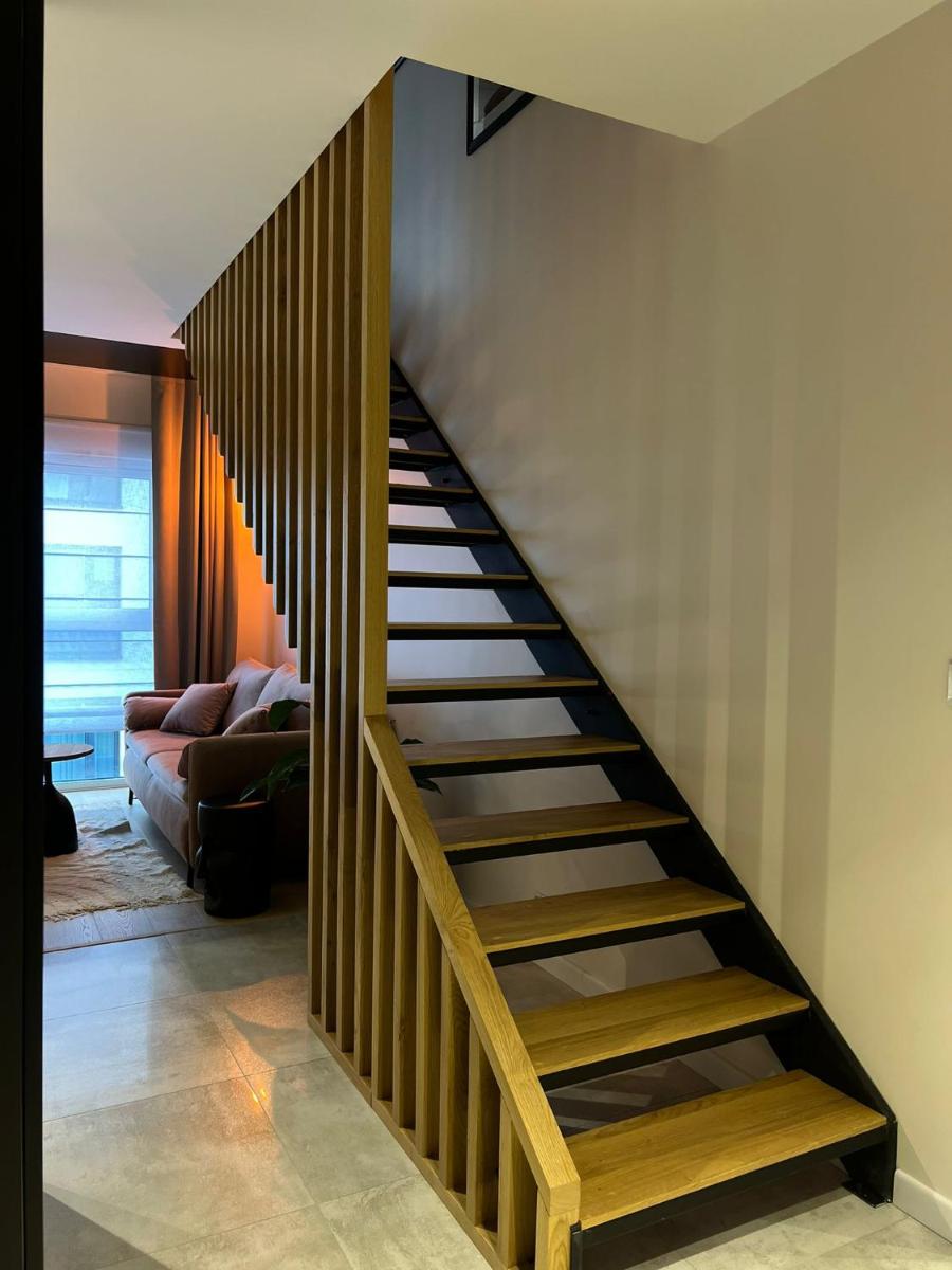 Malinowy Apartament - Housity