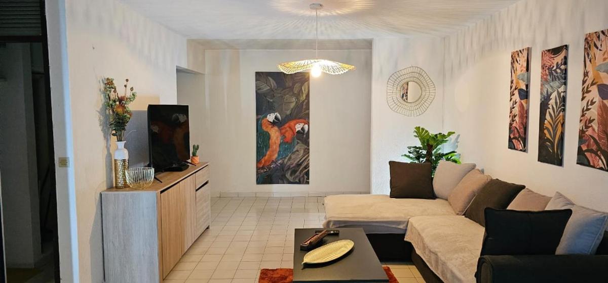 N'MATONDO - Housity
