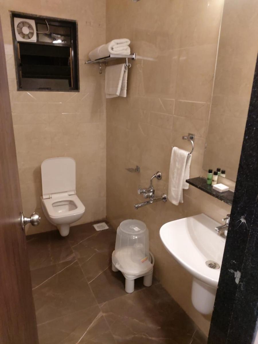 Chandanvan Club & Resort - Housity
