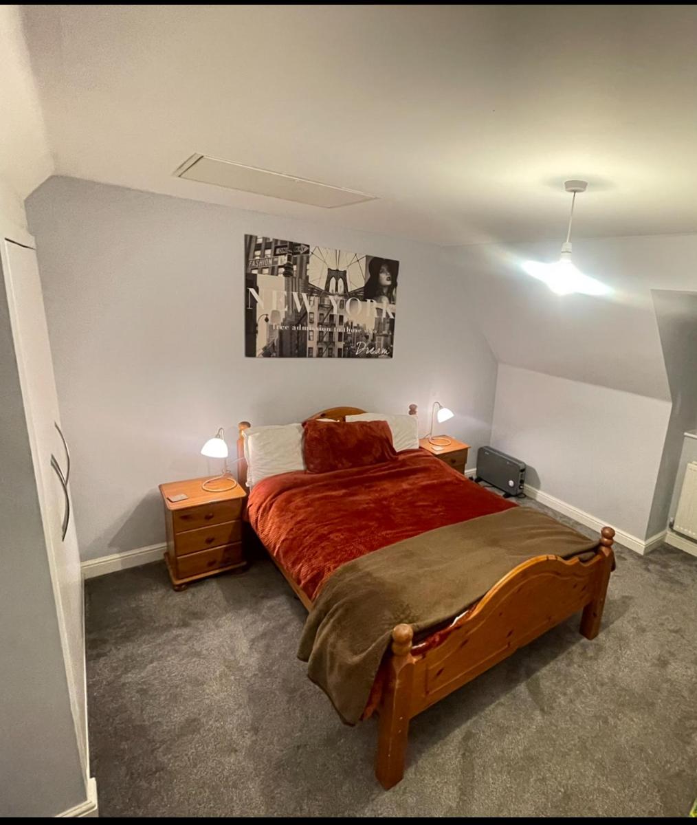 Beanie’s North Swindon DoubleBed - Housity