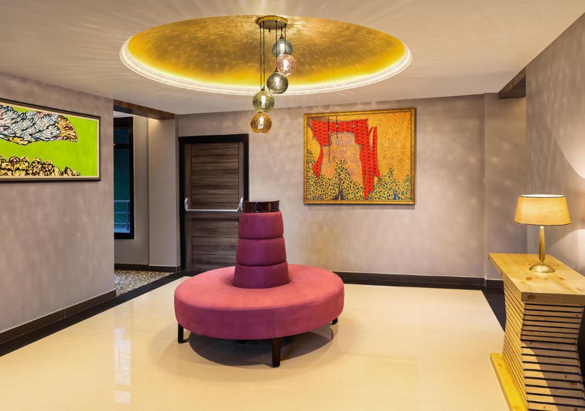 juSTa Cliffend Resort & Spa, Mashobra - Housity