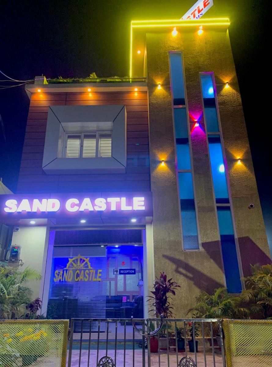 SAND CASTLE - Housity